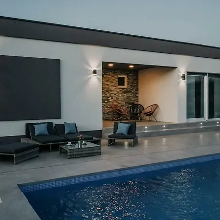Orhidelia Pool & Relax New Opening 2019 Villa